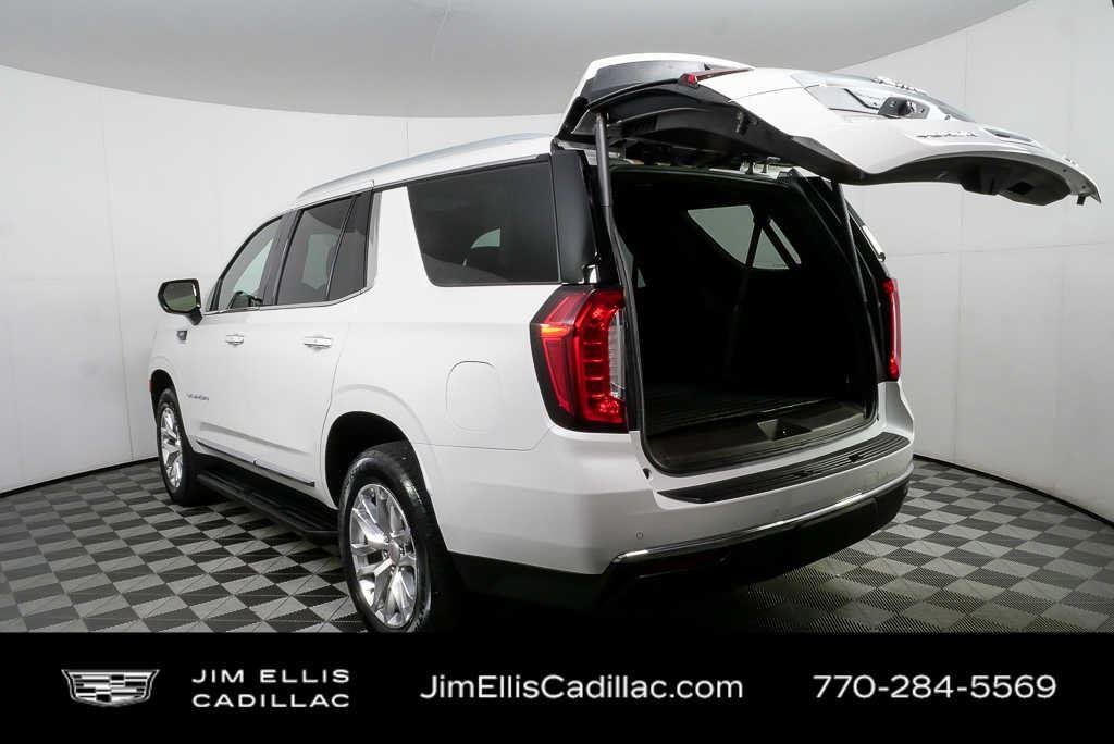 Used 2023 White Frost Tricoat GMC SLT image 32