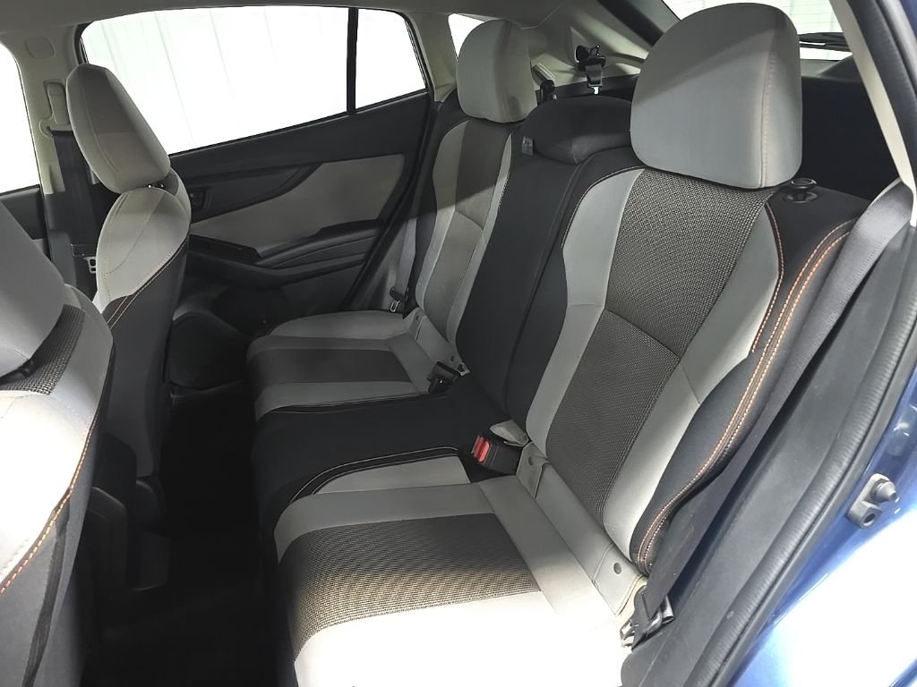 Used 2018 Blue Subaru 2.0i Premium image 31