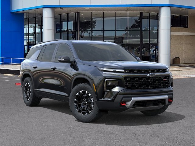 2027 Chevrolet Traverse Z71 - Photo 7