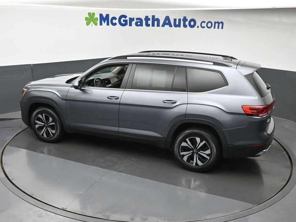Used 2024 Gray Volkswagen 2.0T SE image 25