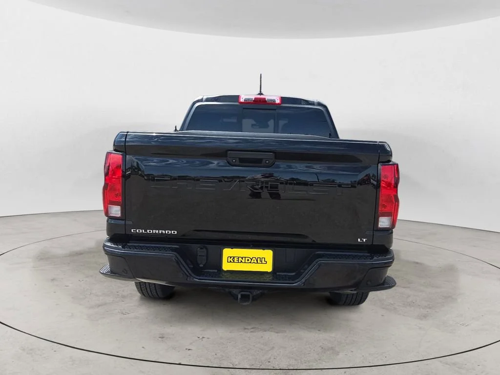 Used 2023 Black Chevrolet LT image 4