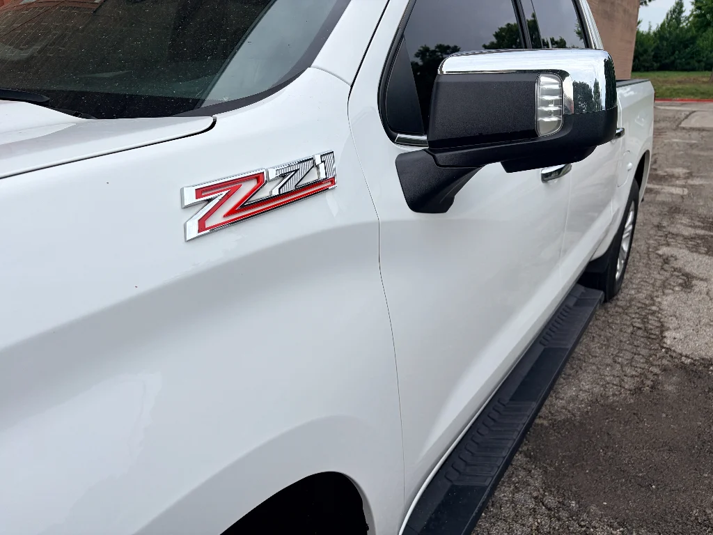 Used 2023 Summit White Chevrolet LTZ image 27
