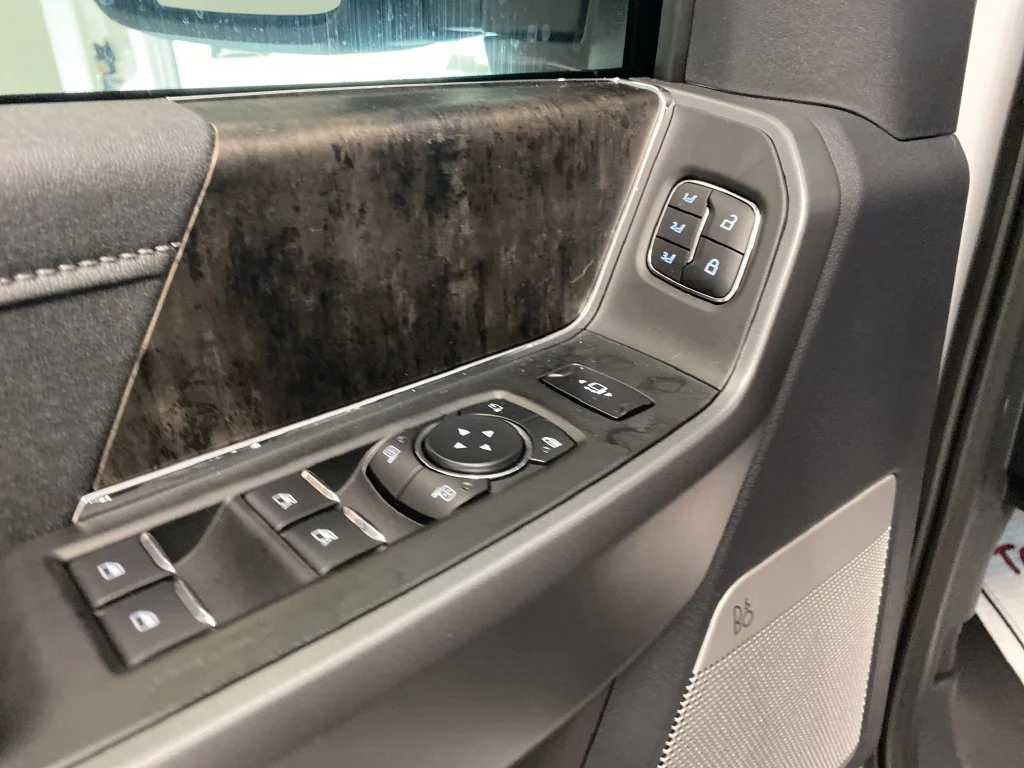 New 2026 Oxford White Ford F-250® Lariat® image 14