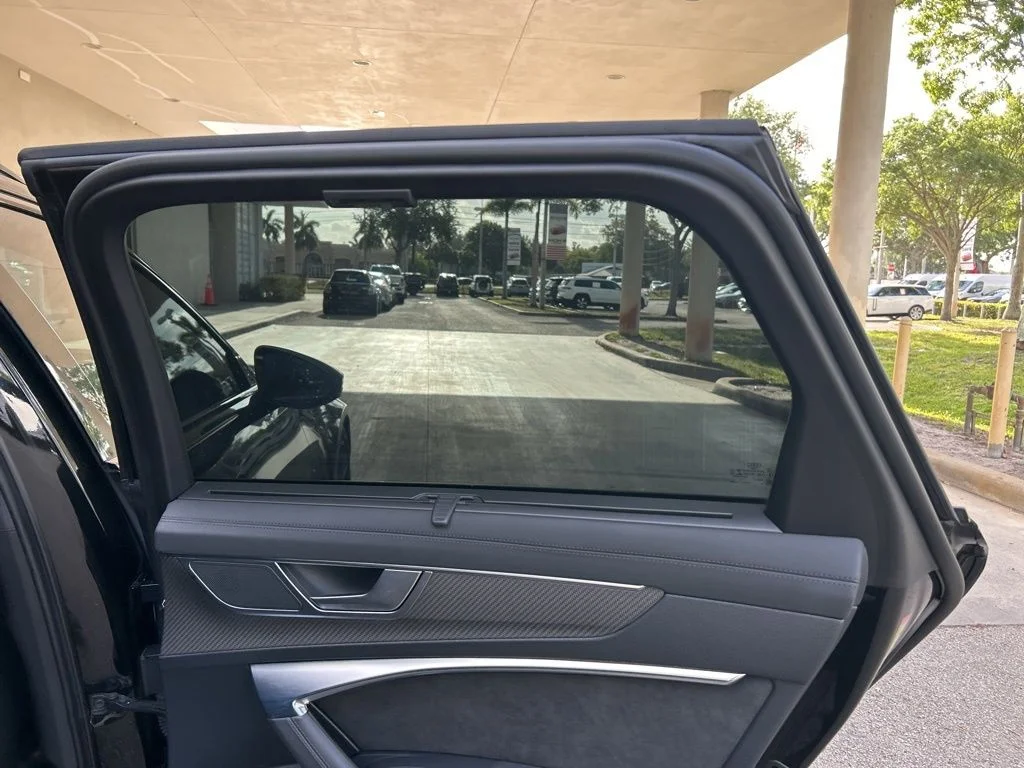 Used 2022 Black Audi Avant image 40