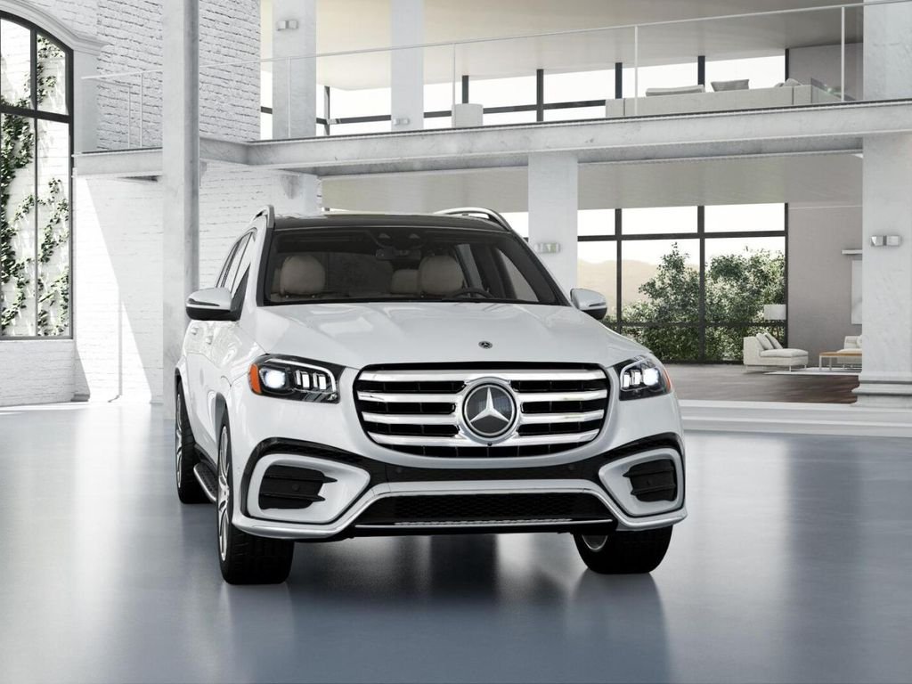 New 2026 MANUFAKTUR Moonlight White Metallic Mercedes-Benz GLS 450 image 8