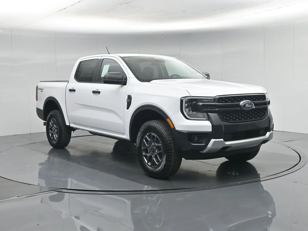 New 2026 Oxford White Ford XLT image 53