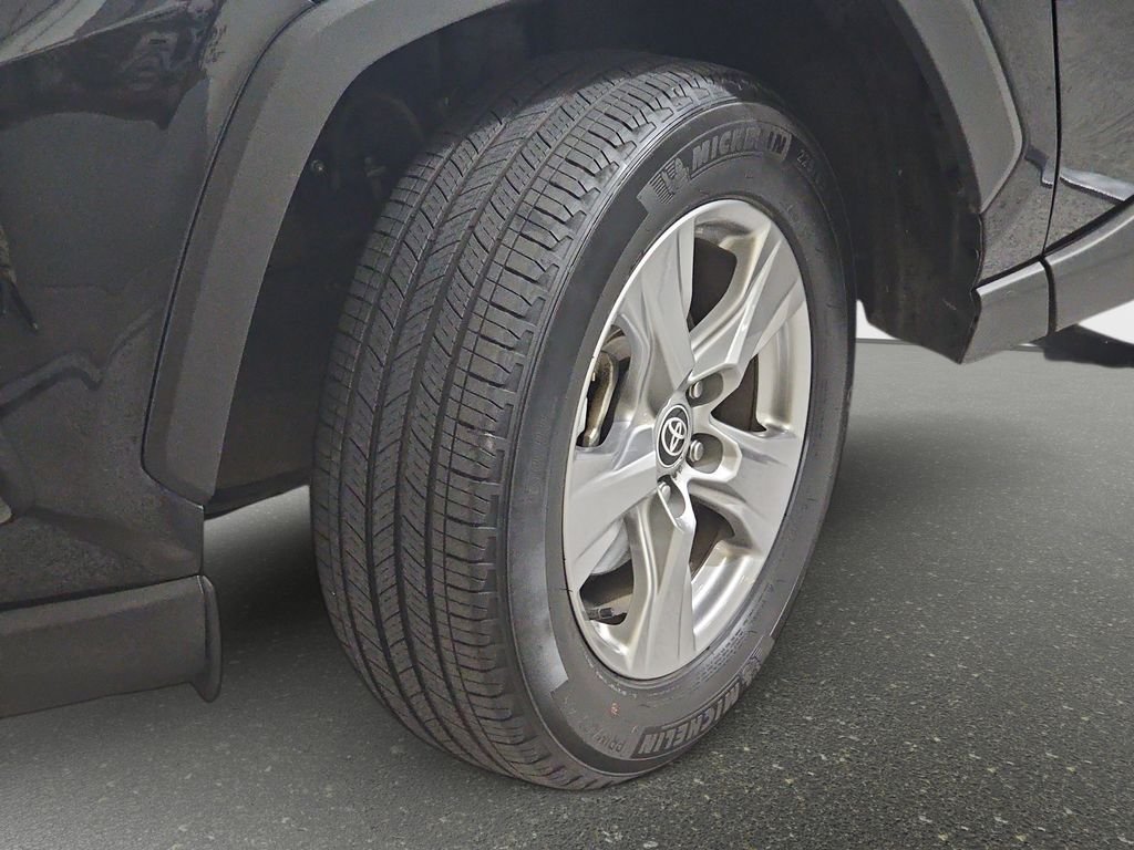 Used 2025 Black Toyota XLE image 34