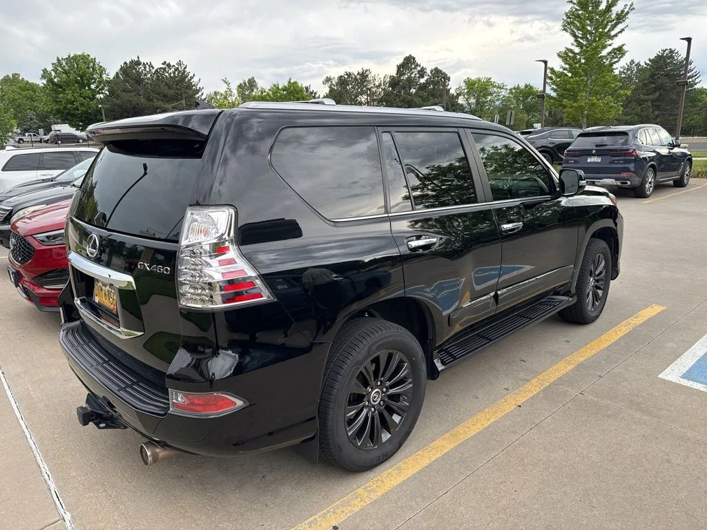 Used 2018 Black Lexus 460 image 3