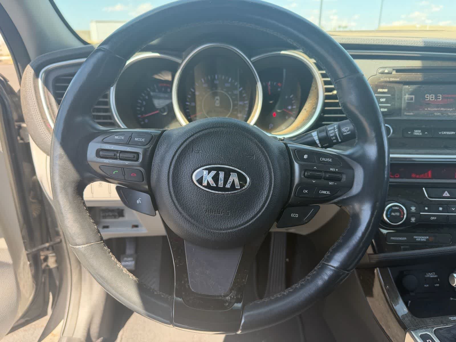 Used 2015 Titanium Silver Kia EX image 6