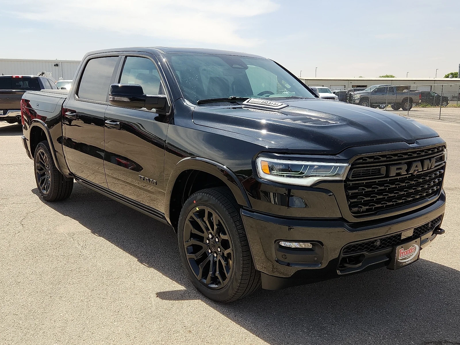 New 2026 Diamond Black Crystal Pearl-Coat  Paint Ram LIMITED CREW CAB 4X4 5