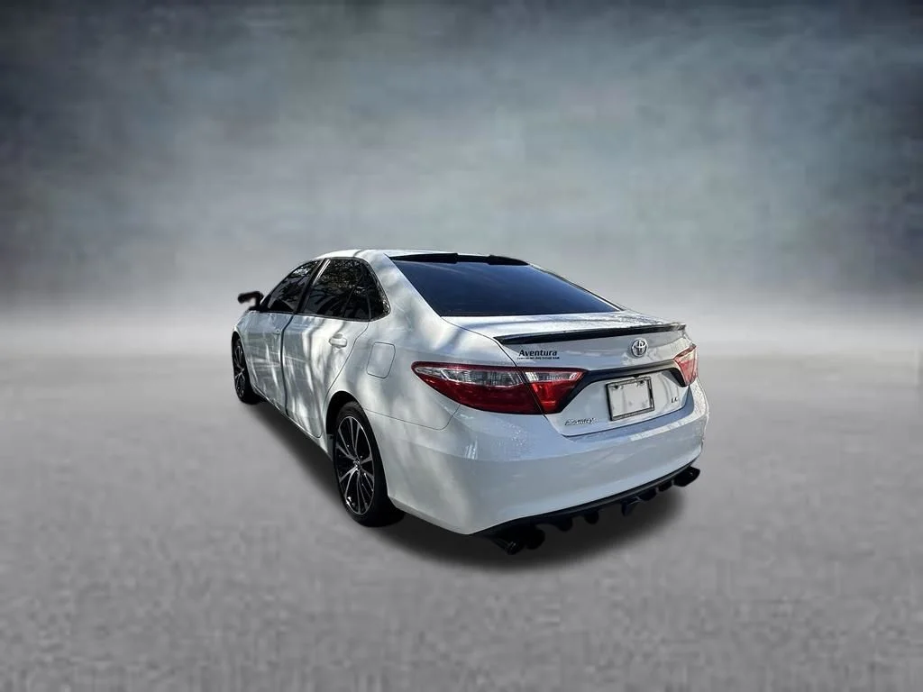 Used 2016 White Toyota LE image 5