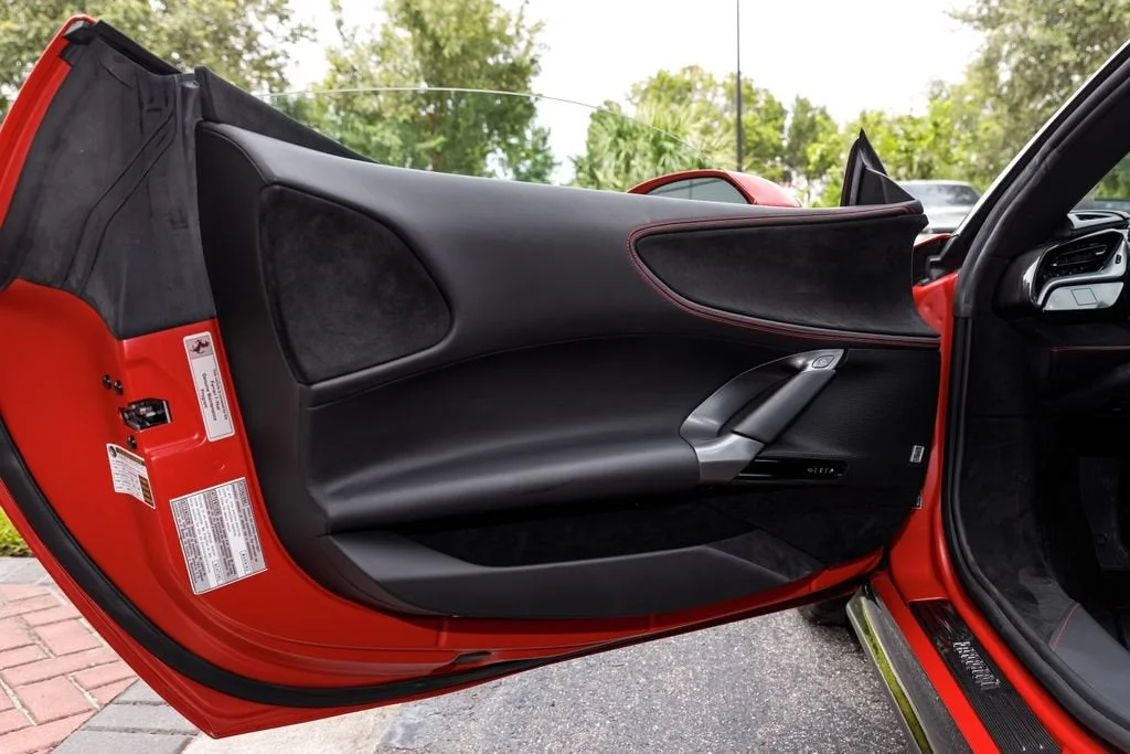 Used 2025 Rosso Ferrari F1-75 Opaco Ferrari  image 22