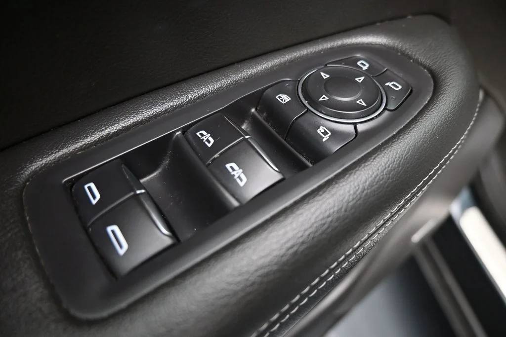 Used 2020 Gray Cadillac Premium Luxury image 11