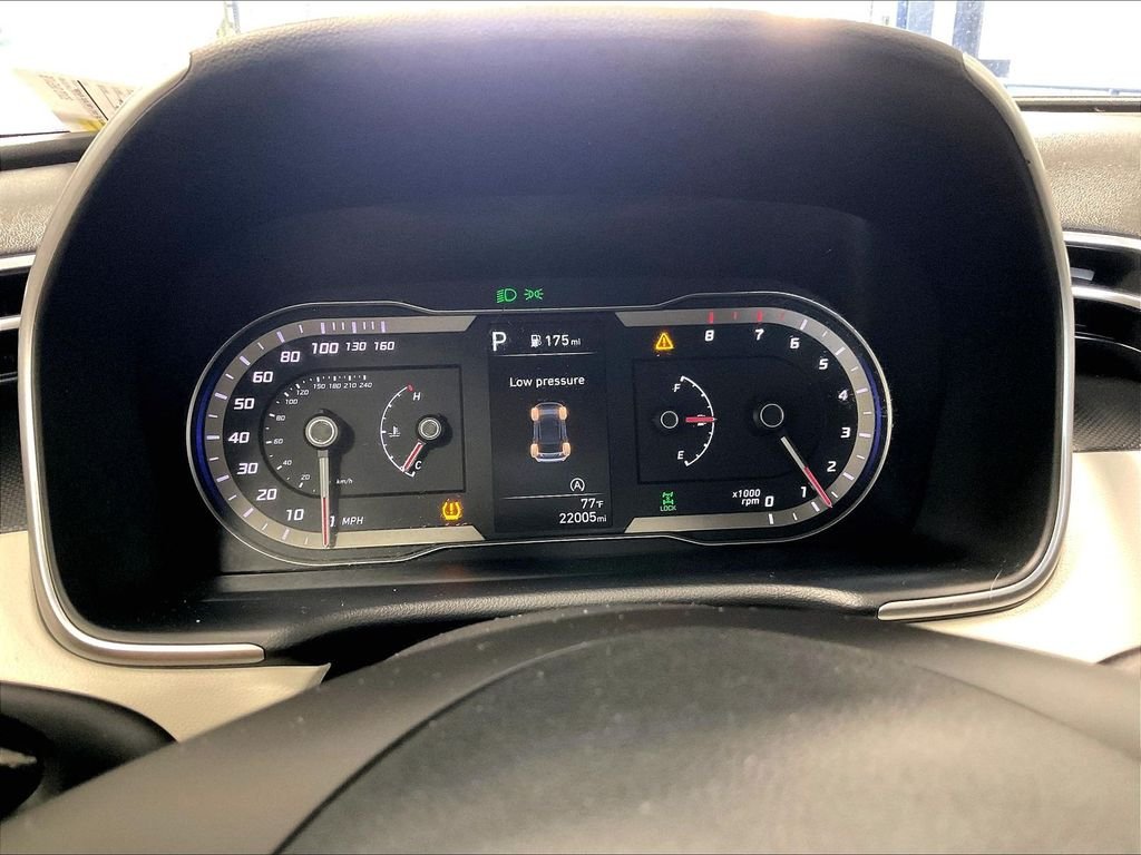Certified Used 2023 White Hyundai SE image 24