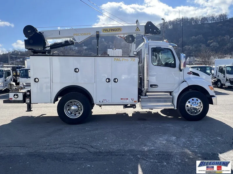 New 2025 White Peterbilt  image 5