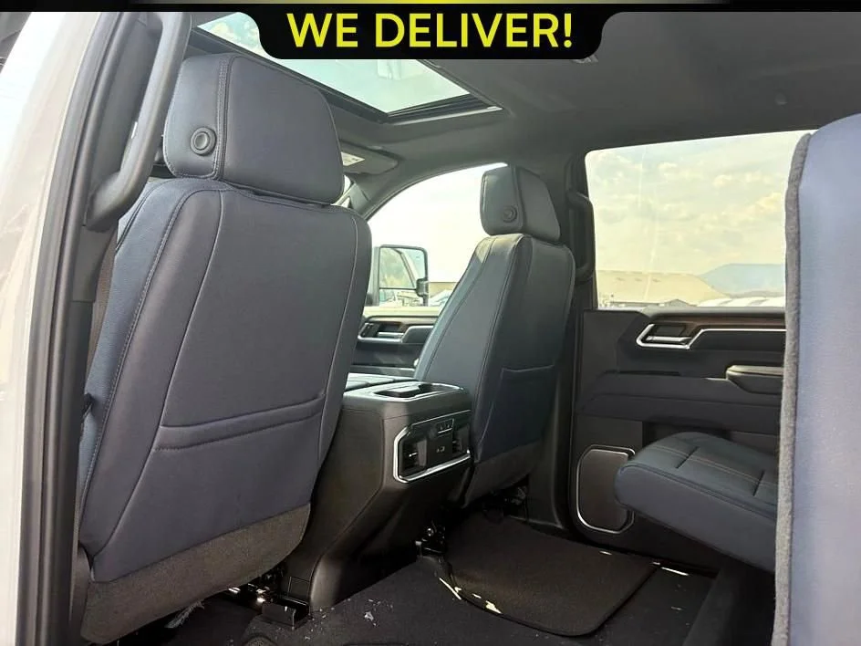 New 2025 Summit White Chevrolet High Country image 17