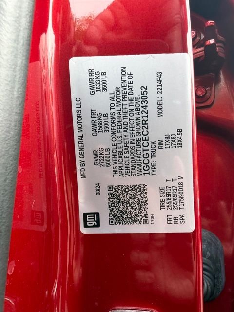 Used 2024 Red Chevrolet LT image 27
