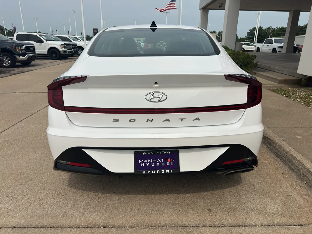 Used 2023 Serenity White Hyundai SEL image 13