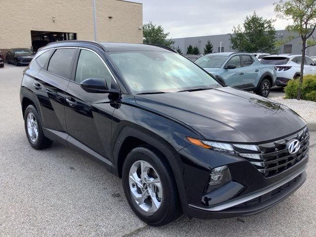Certified Used 2024 Black Pearl Hyundai SEL image 3