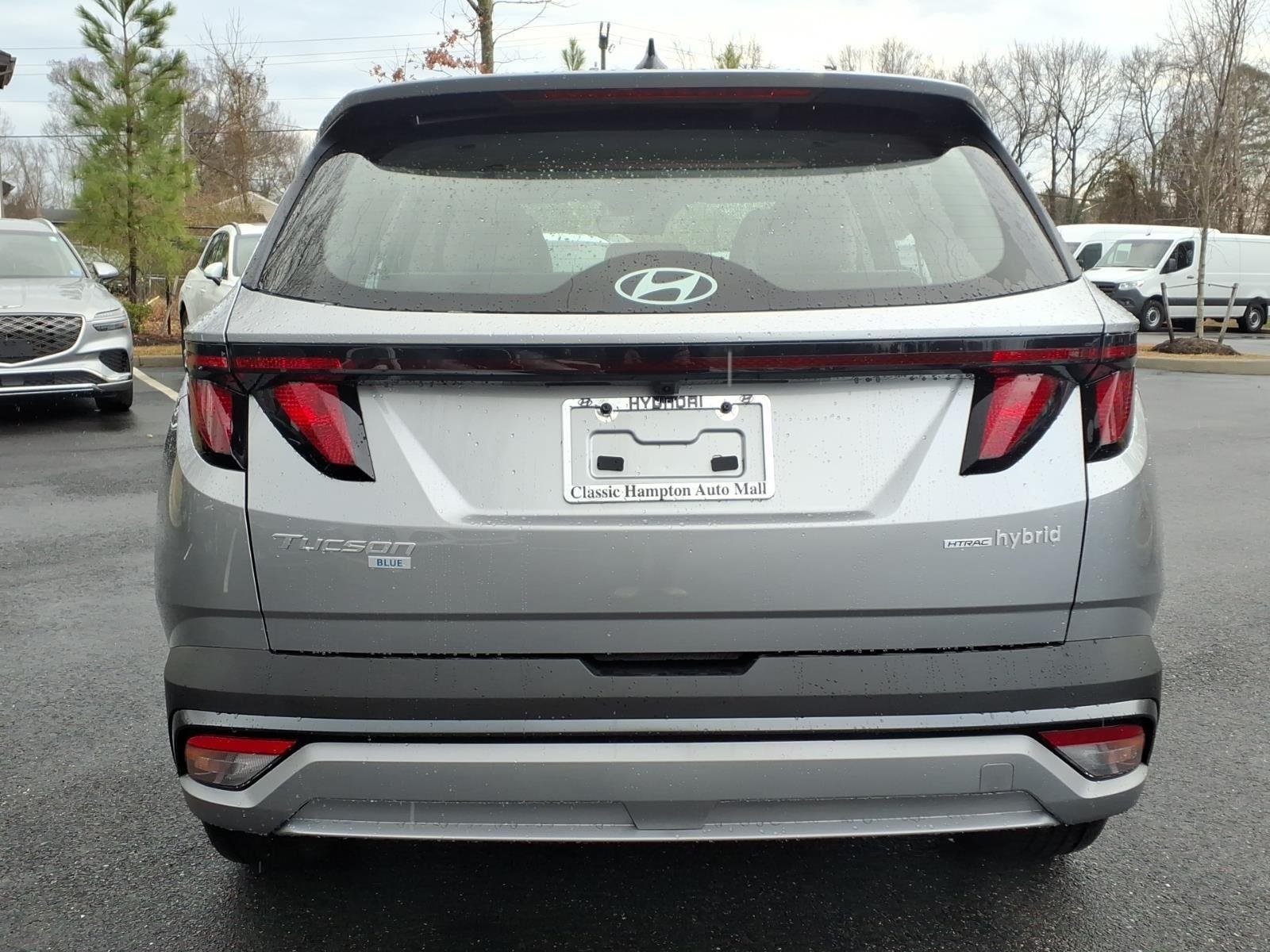 New 2026 Shimmering Silver Hyundai Blue SE image 8