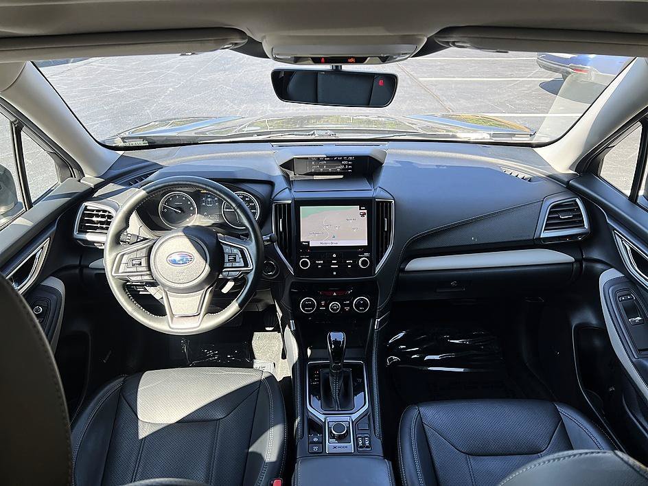 Used 2022 Brilliant Bronze Metallic Subaru Limited image 18
