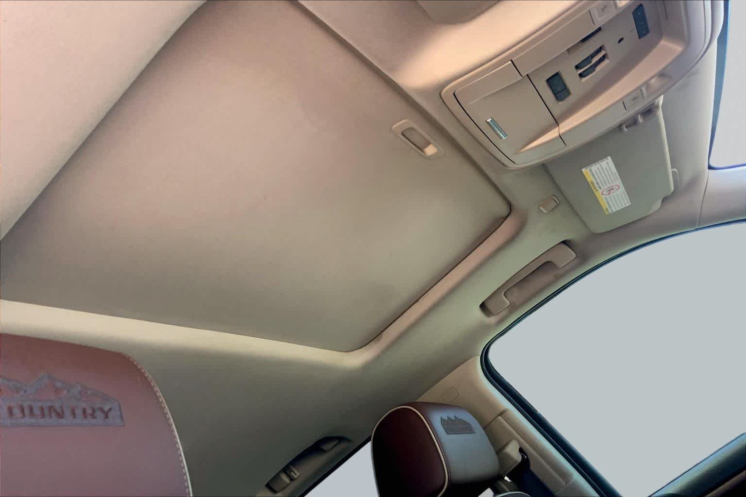 Used 2016 Summit White Chevrolet High Country image 12
