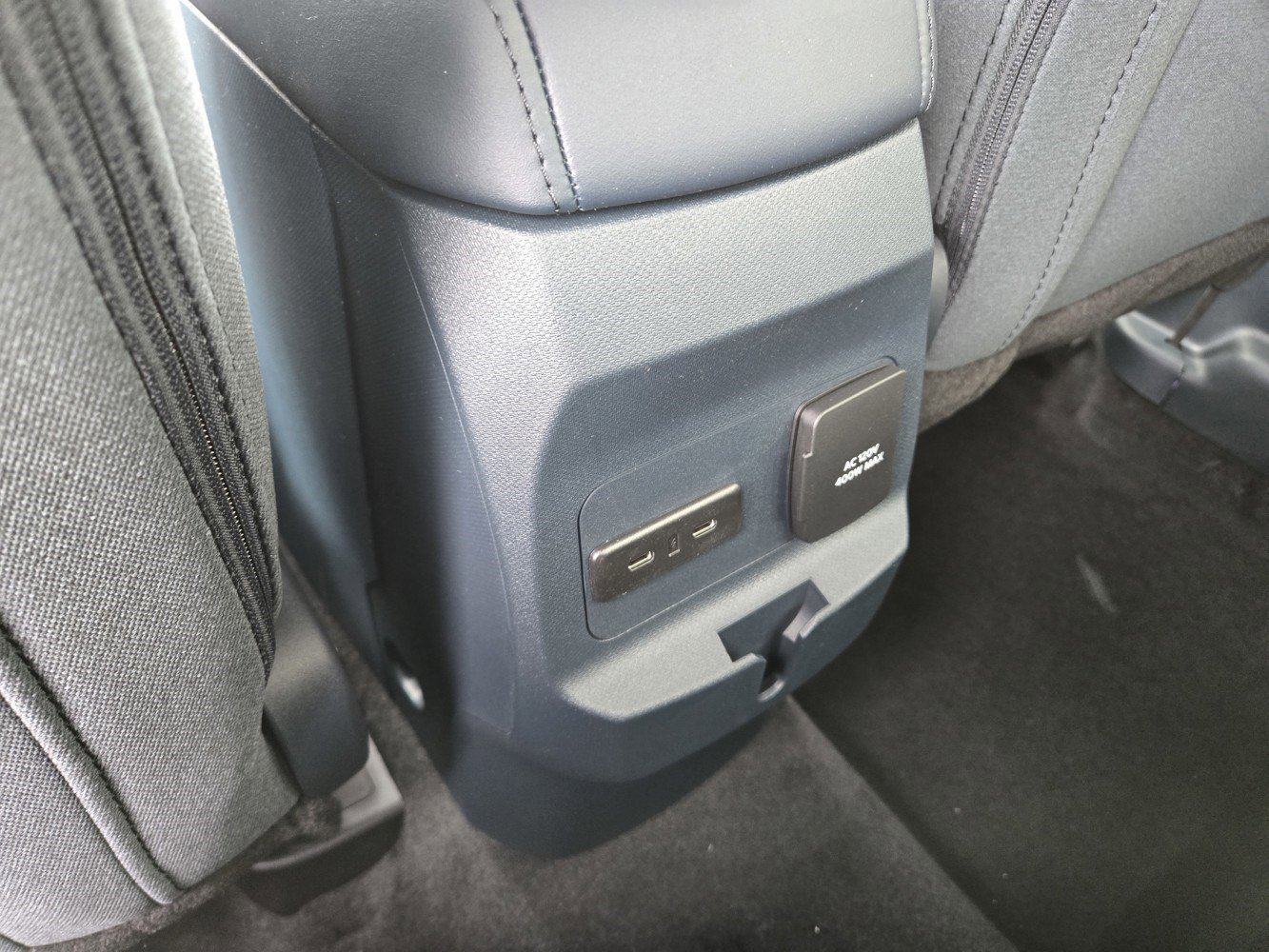 New 2026 Shadow Black Ford XLT image 19