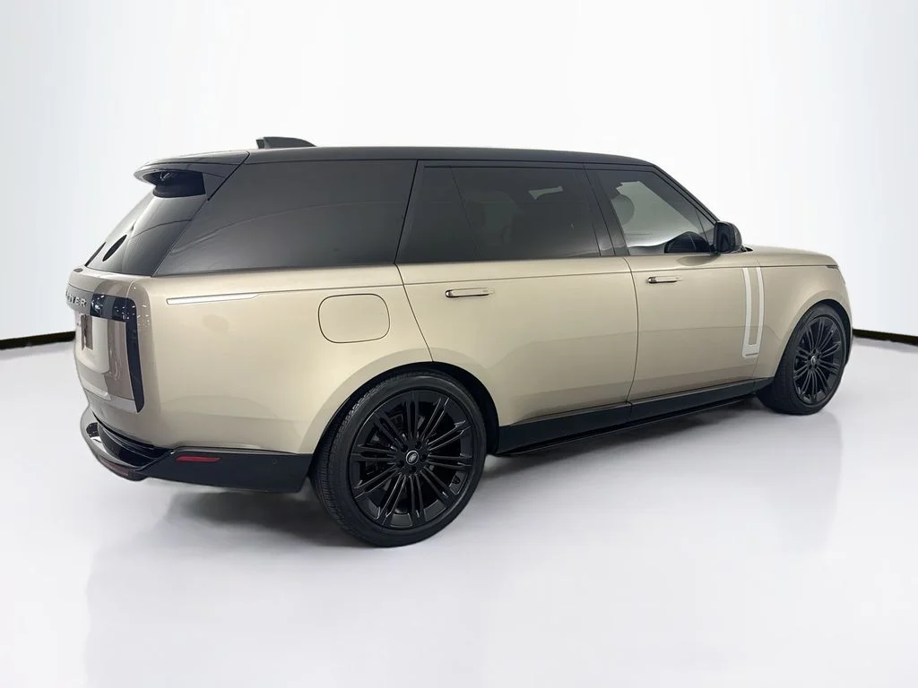 Used 2024 Gold Land Rover Autobiography image 5