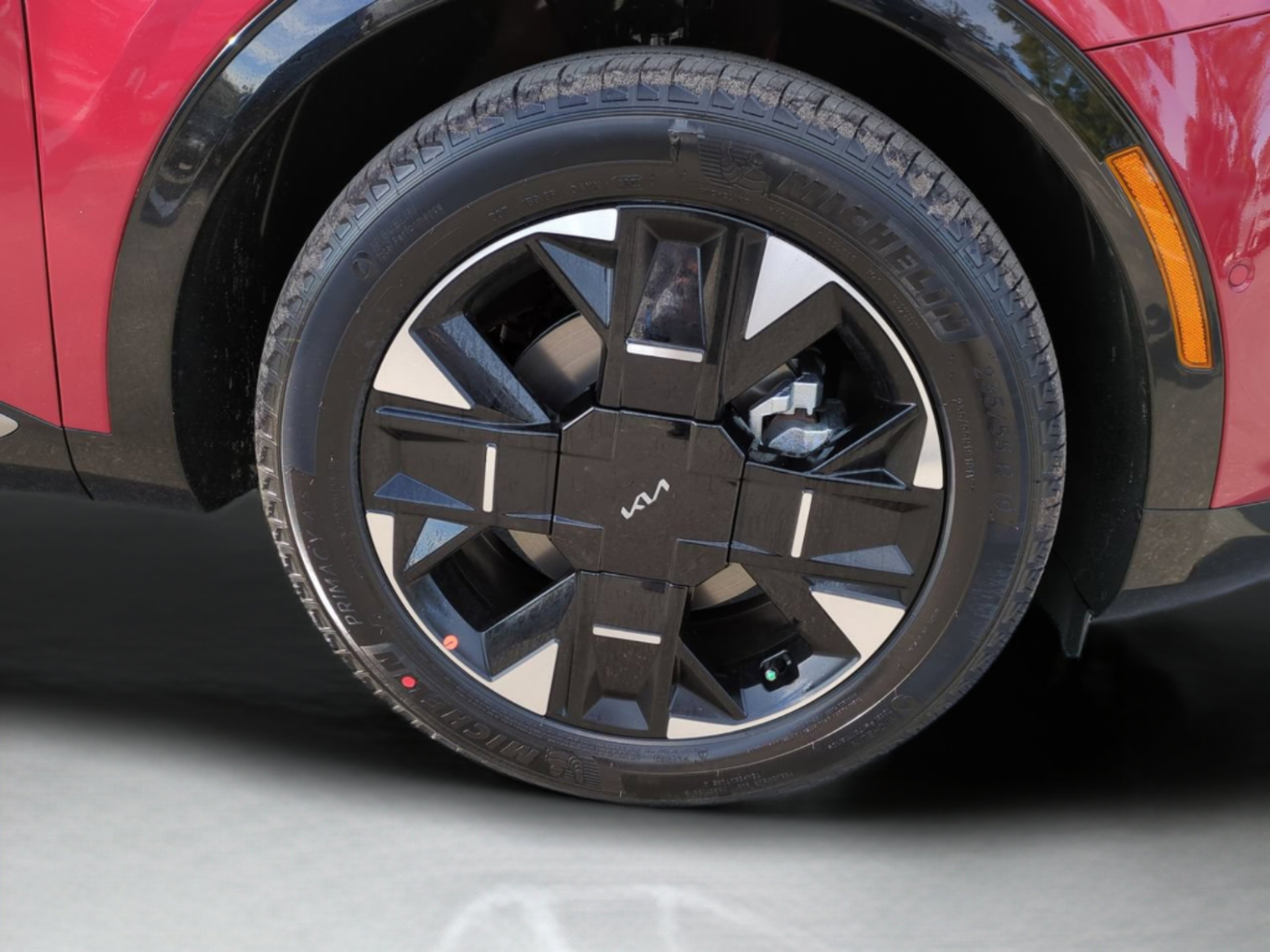 New 2026 Runway Red Kia SX Prestige image 33