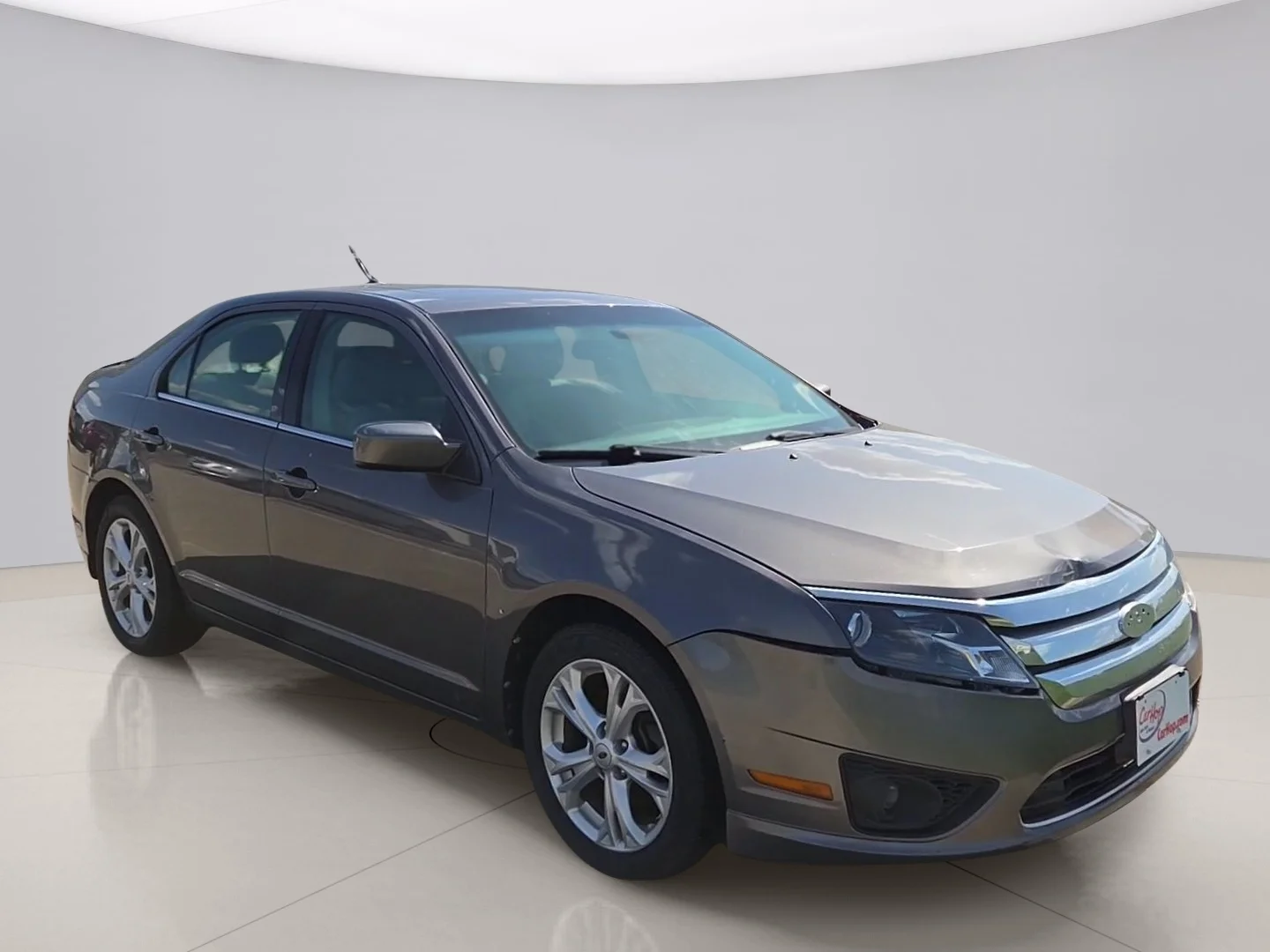 Used 2012 Gray Ford SE image 6