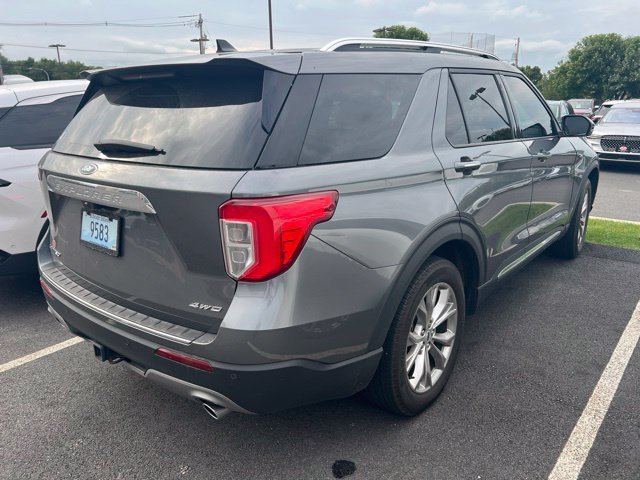 Used 2024 Gray Ford Limited image 4