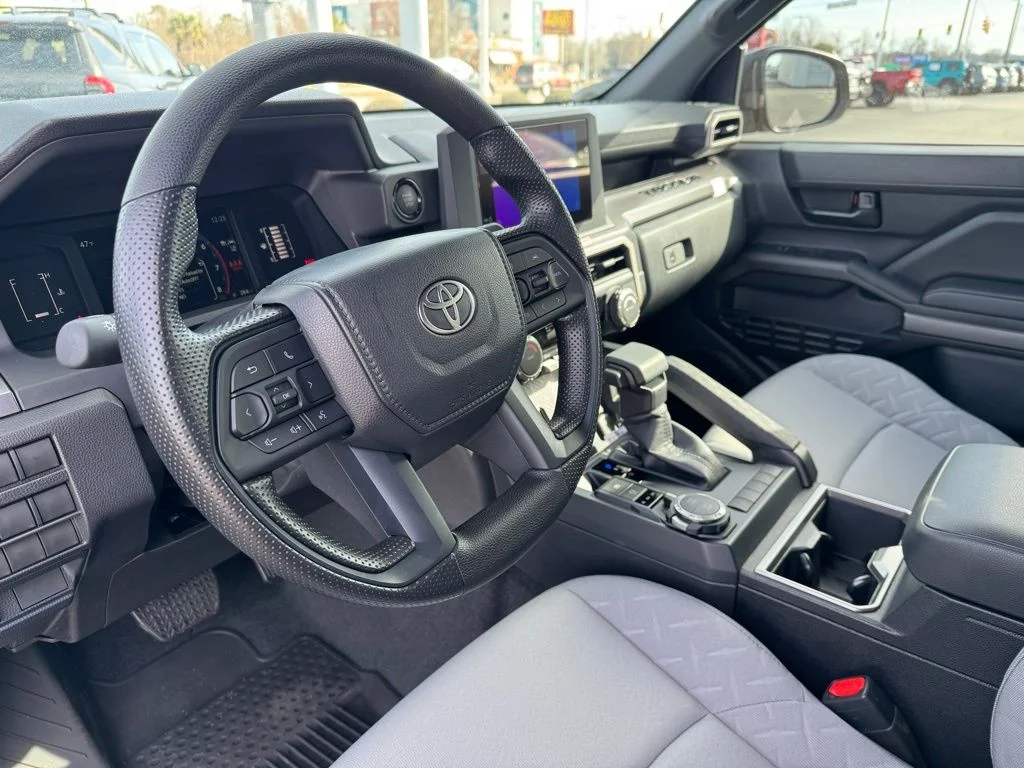 New 2025  Toyota SR5 image 14