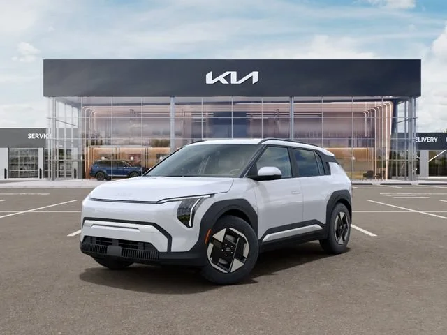 New 2027 Snow White Pearl Kia Wind image 1