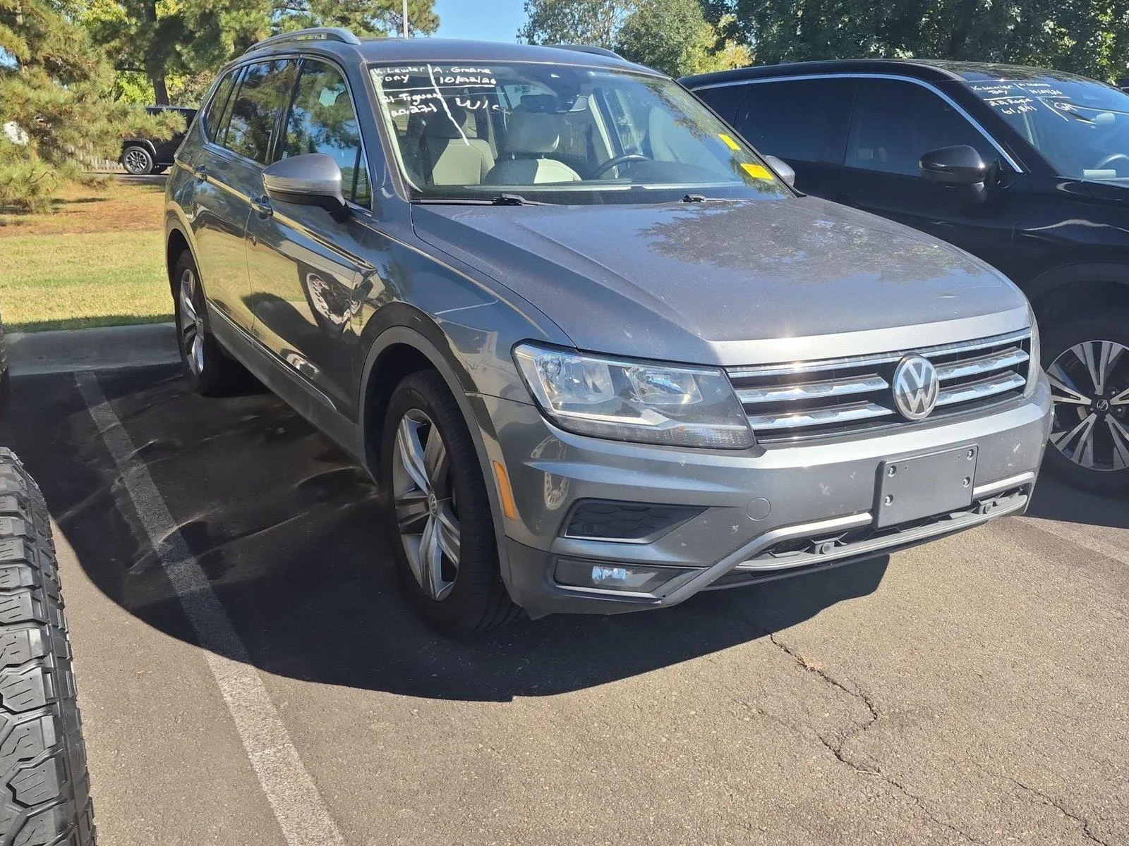 Used 2021 Platinum Gray Metallic Volkswagen SEL image 2