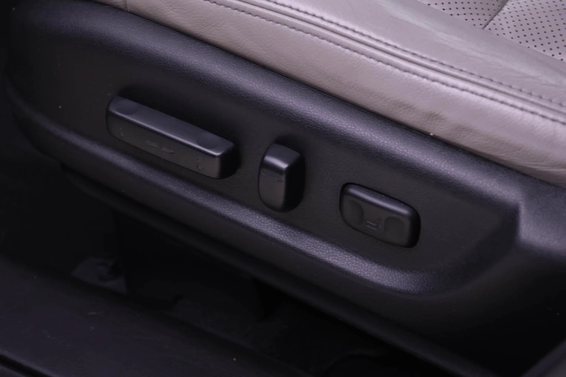 Used 2015 Gray Honda EX-L image 14
