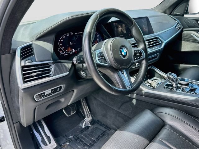 Used 2020 White BMW M50i image 9