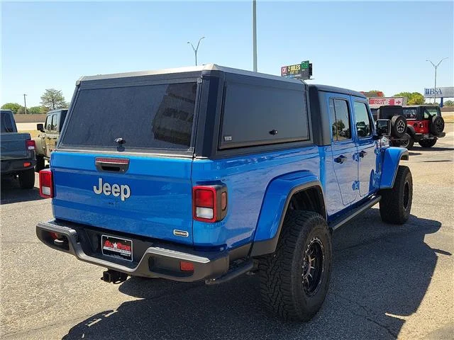 Used 2021 Blue Jeep Overland 4x4 Crew Cab 5 ft. box image 4