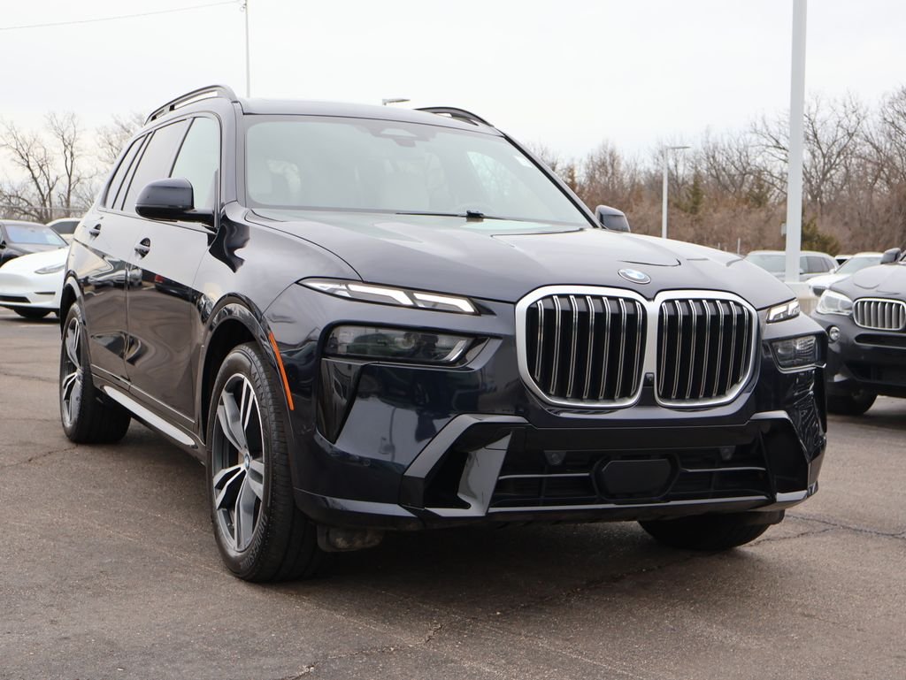 Used 2023 Carbon Black Metallic BMW xDrive40i image 3