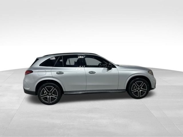 New 2026  Mercedes-Benz GLC 300 image 3
