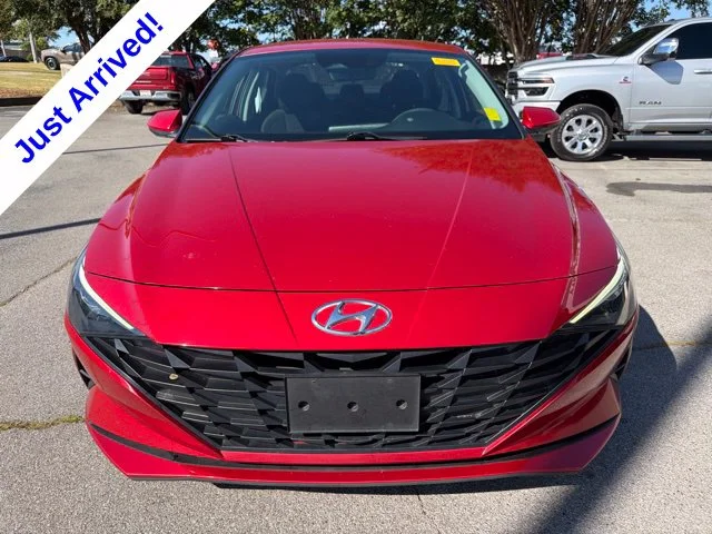 Used 2021 Red Hyundai SEL image 8