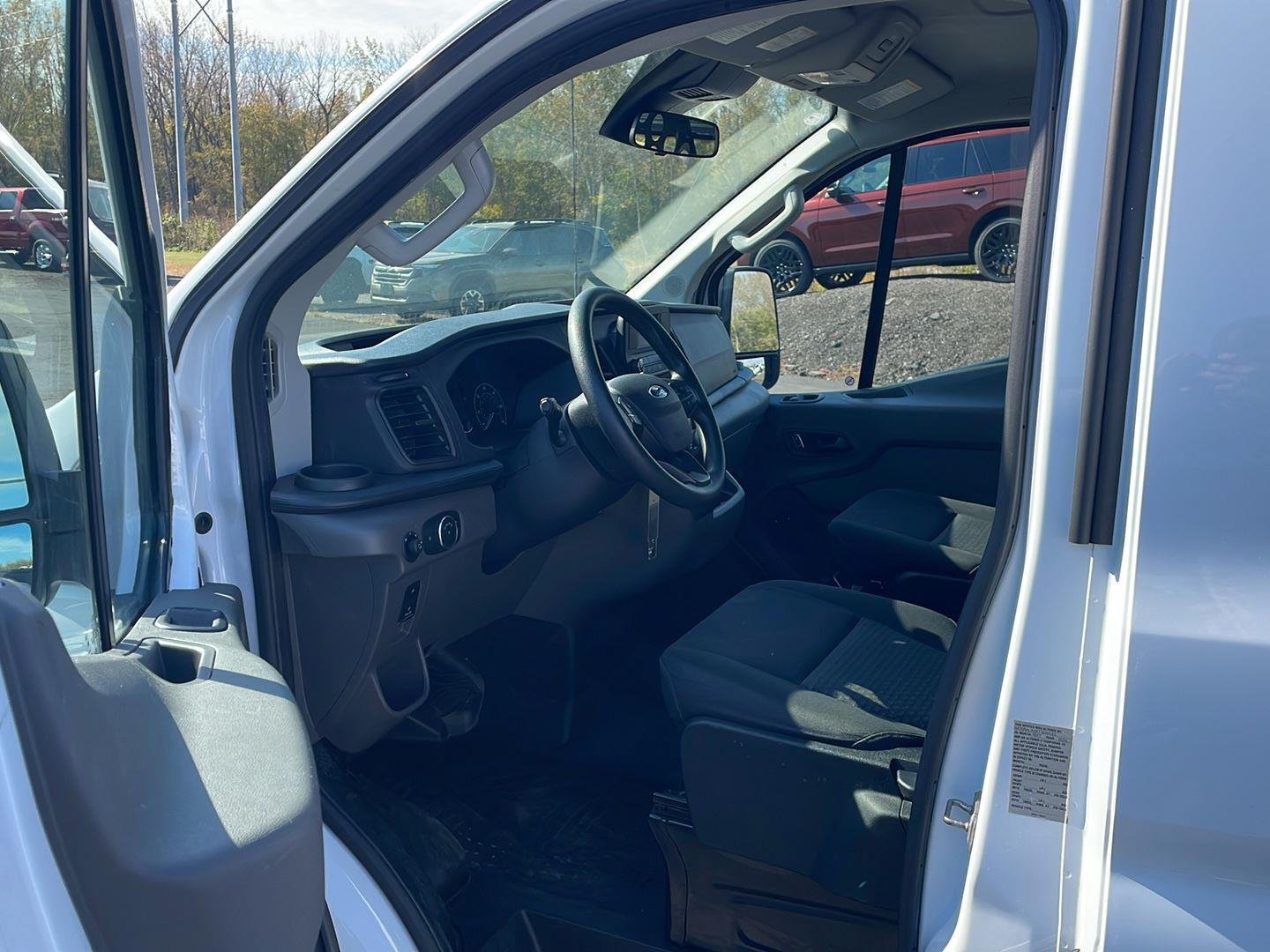 Used 2025 Oxford White Ford  image 10