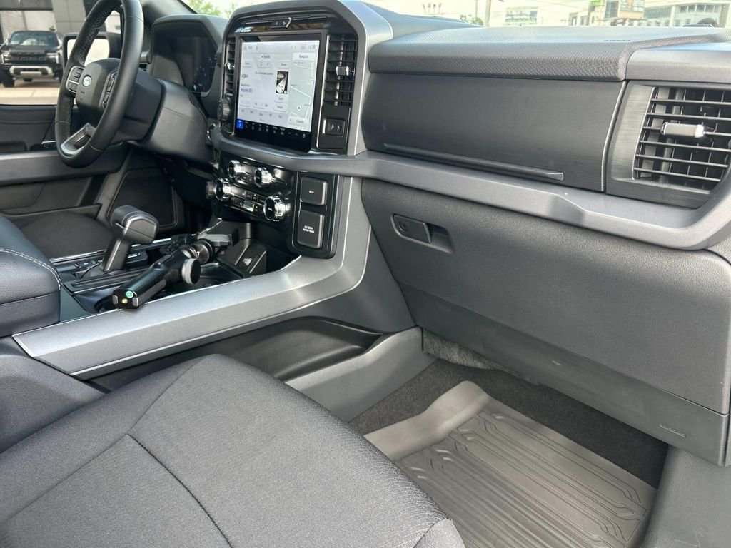 Certified Used 2026 Oxford White Ford XLT image 22