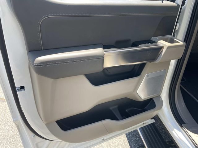 Used 2024 Star White Ford Platinum image 20