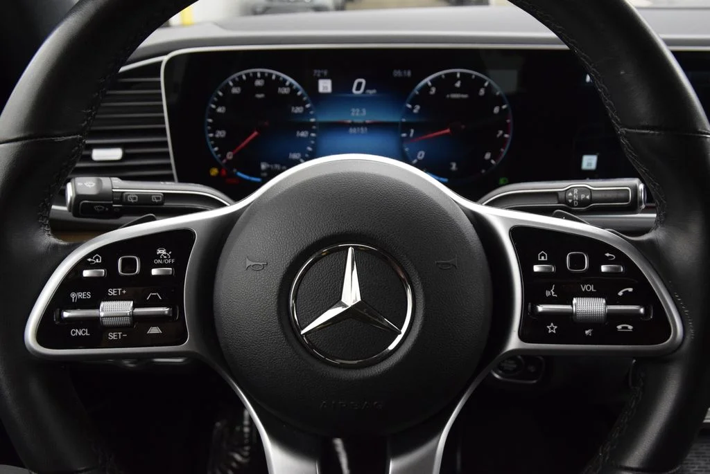 Used 2021 White Mercedes-Benz GLE 350 image 23