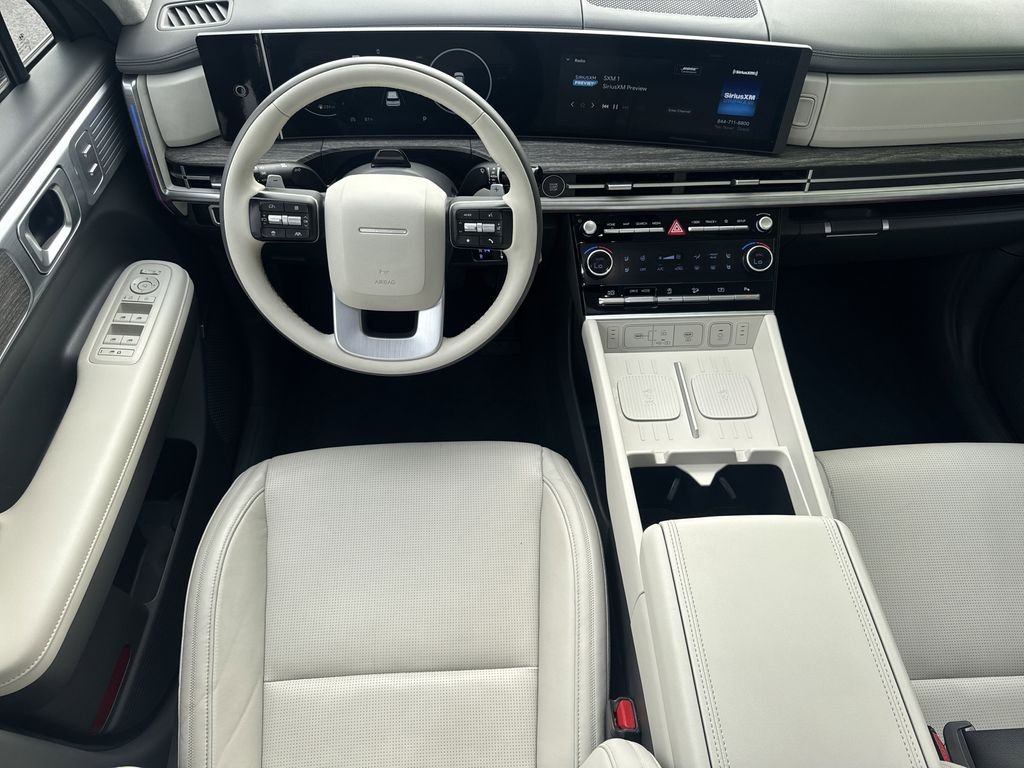 Used 2024 Silver Hyundai Calligraphy image 23