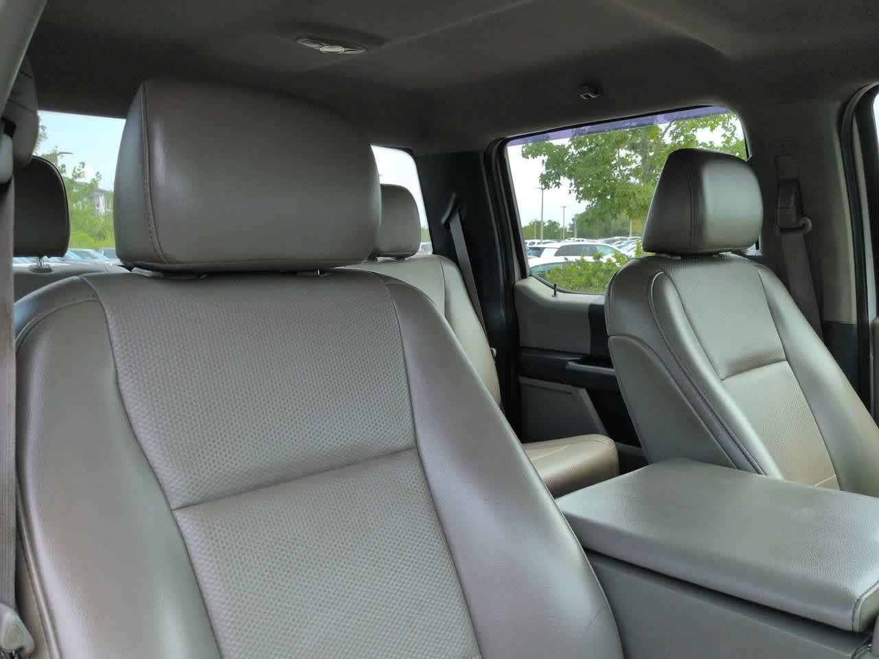 Used 2019 Oxford White Ford XL image 7