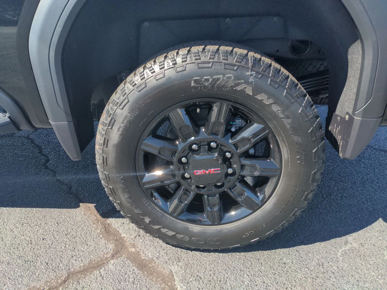 New 2026 Onyx Black GMC AT4 image 34