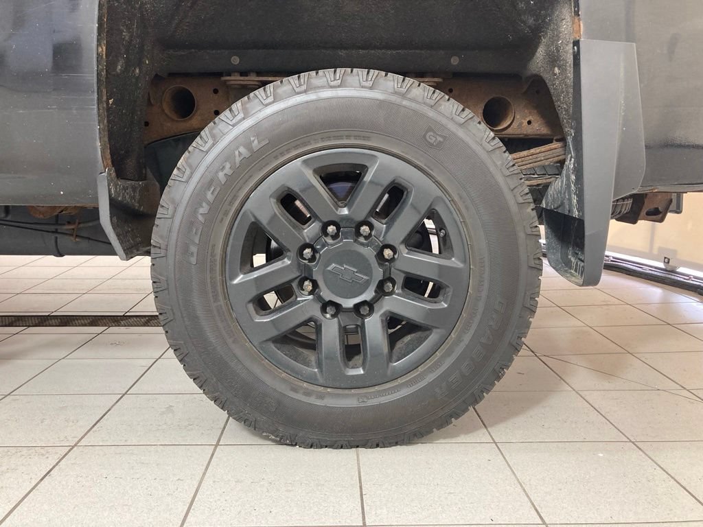 2018 Chevrolet Silverado 2500HD LT - Photo 15
