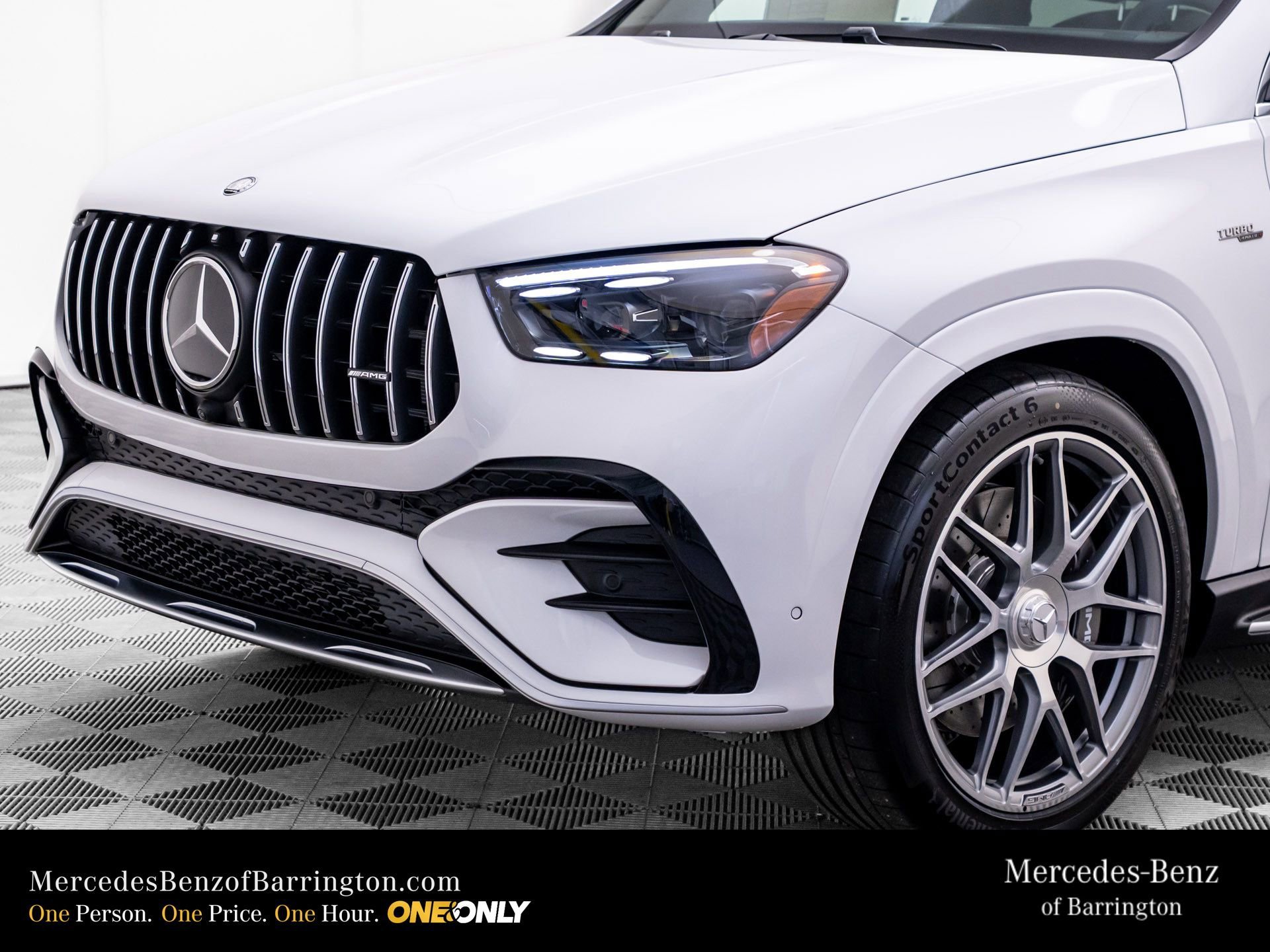 New 2026 MANUFAKTUR Moonlight White Metallic Mercedes-Benz GLE 53 AMG® image 94