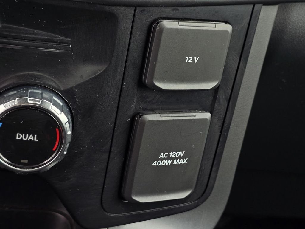Used 2024 Agate Black Metallic Ford XLT image 24